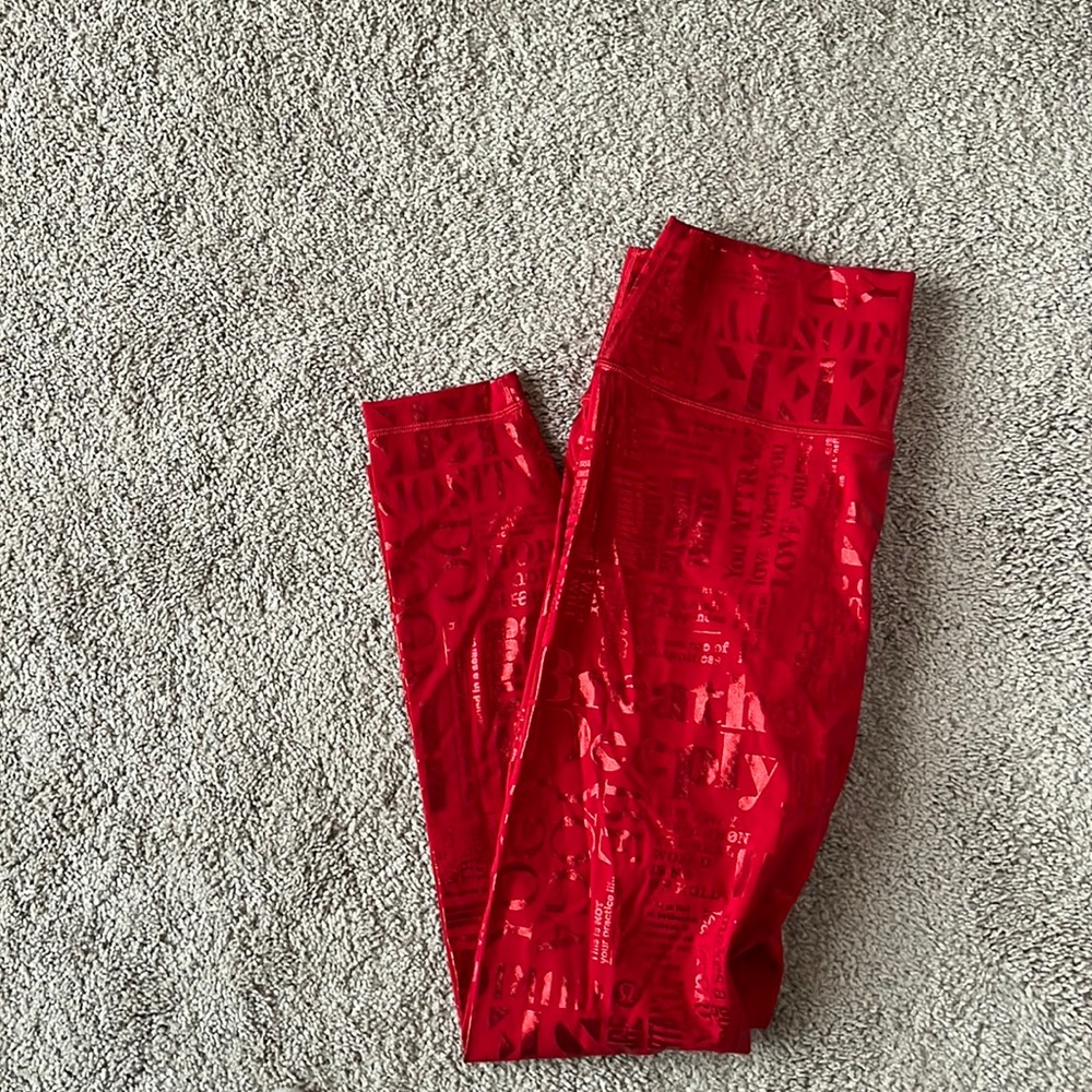 Lululemon wonder under